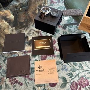 Shinola Argonite-715 Detroit NEW IN BOX. BRAND NEW BATTERY